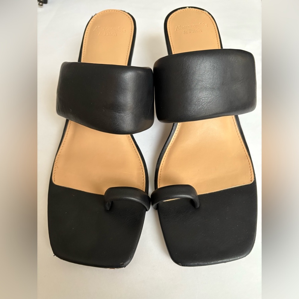Abercrombie &Fitch Austria shoes size 9.5